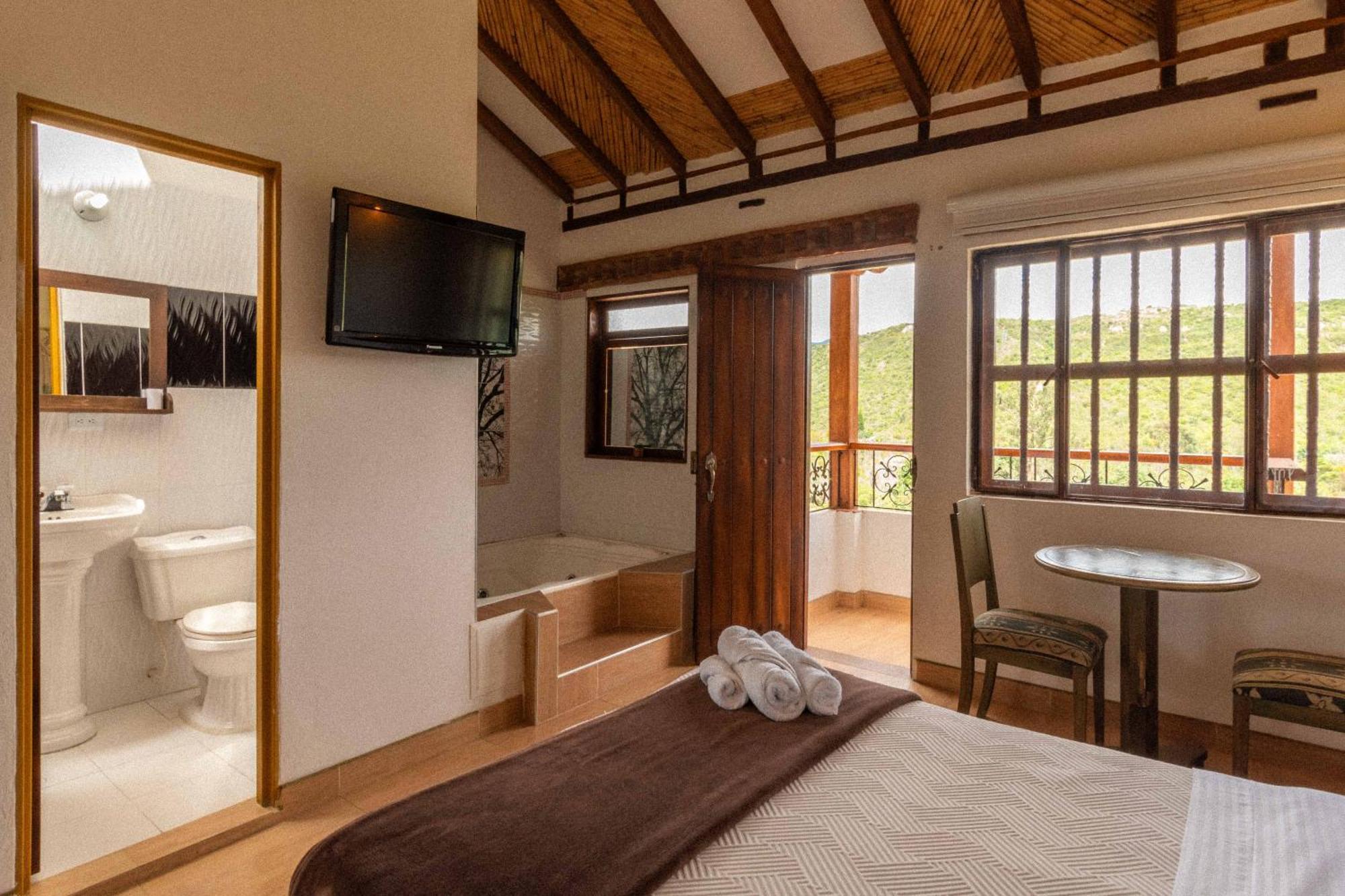 Artemisa Hotel Santa Sofia  ภายนอก รูปภาพ